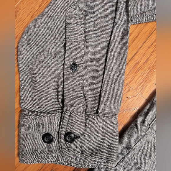 NWT Sonoma the Super Soft Flannel button down shirt, men's medium, gray - Picture 6 of 13